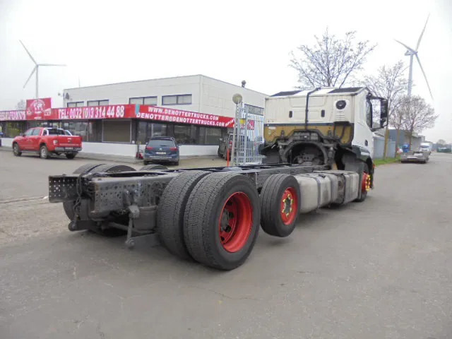 Mercedes-Benz Actros 2340 LL - Autovedējs: foto 4 Mercedes-Benz Actros 2340 LL - Autovedējs: foto 4