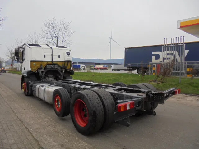 Mercedes-Benz Actros 2340 LL - Autovedējs: foto 4 Mercedes-Benz Actros 2340 LL - Autovedējs: foto 4
