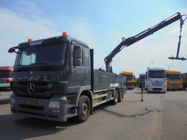 Mercedes-Benz Actros 2532 LTNLA - Bortu kravas automašīna/ Platforma, Kravas auto ar manipulatoru: foto 1 Mercedes-Benz Actros 2532 LTNLA - Bortu kravas automašīna/ Platforma, Kravas auto ar manipulatoru: foto 1