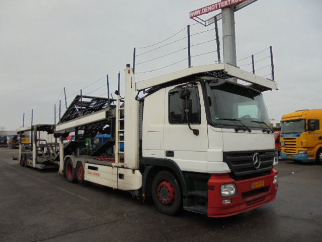 Mercedes-Benz Actros 2541 6X2 MIDLIFT - Autovedējs: foto 2 Mercedes-Benz Actros 2541 6X2 MIDLIFT - Autovedējs: foto 2