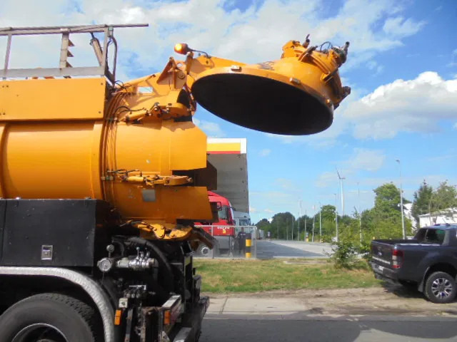 Mercedes-Benz Actros 4141K MEGA VAC - Asenizācijas mašīna: foto 5 Mercedes-Benz Actros 4141K MEGA VAC - Asenizācijas mašīna: foto 5