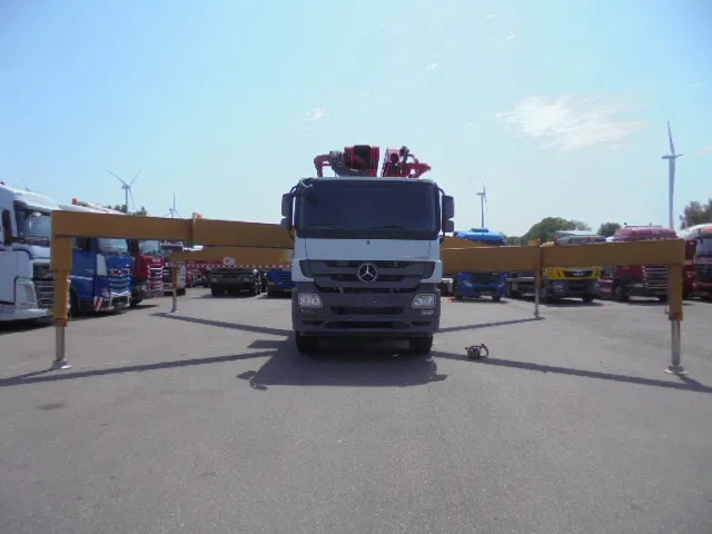 Mercedes-Benz Actros 4144 8X4 SANY 56M BETONPOMP - Betona sūknis: foto 3 Mercedes-Benz Actros 4144 8X4 SANY 56M BETONPOMP - Betona sūknis: foto 3