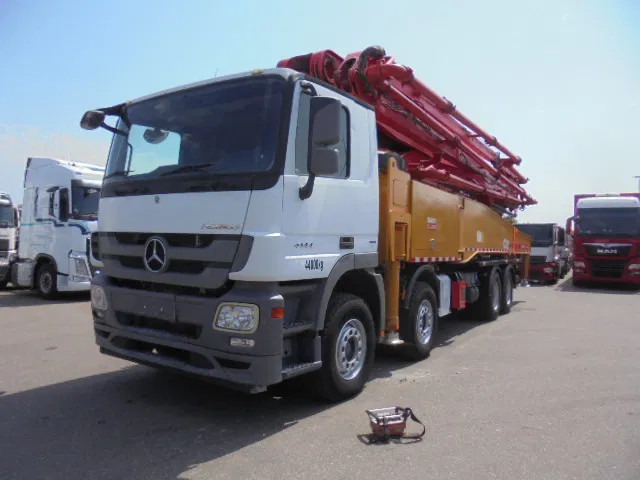 Mercedes-Benz Actros 4144 8X4 SANY 56M BETONPOMP - Betona sūknis: foto 2 Mercedes-Benz Actros 4144 8X4 SANY 56M BETONPOMP - Betona sūknis: foto 2