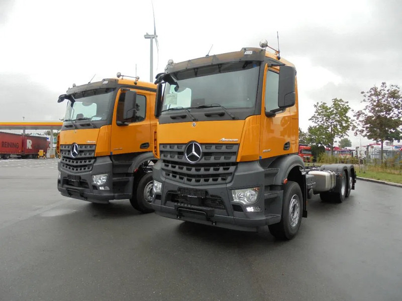 Mercedes-Benz Arocs 2848 6X2 NEW DEMO - Šasija kravas automašīna: foto 1 Mercedes-Benz Arocs 2848 6X2 NEW DEMO - Šasija kravas automašīna: foto 1