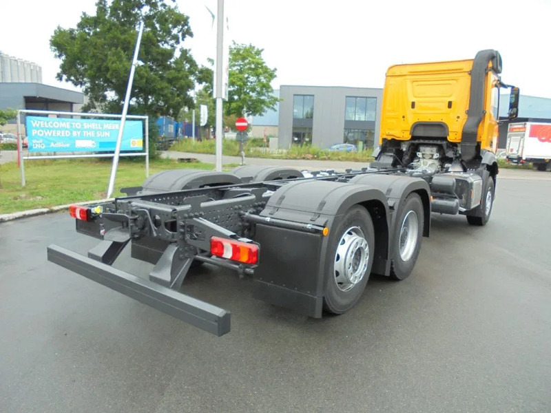 Mercedes-Benz Arocs AROCS 2848 6X2 MET FABRIEKS GARANTIE - Šasija kravas automašīna: foto 3 Mercedes-Benz Arocs AROCS 2848 6X2 MET FABRIEKS GARANTIE - Šasija kravas automašīna: foto 3