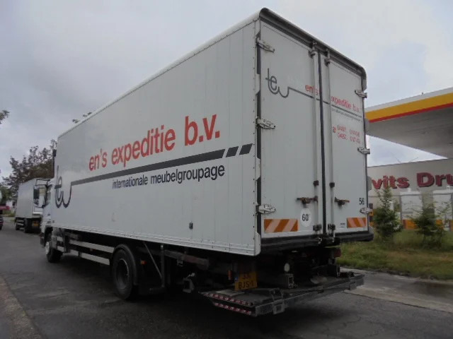 Mercedes-Benz Atego 1529 290 PS MANEEL GEARBOX - Kravas automašīna ar slēgto virsbūvi: foto 3 Mercedes-Benz Atego 1529 290 PS MANEEL GEARBOX - Kravas automašīna ar slēgto virsbūvi: foto 3