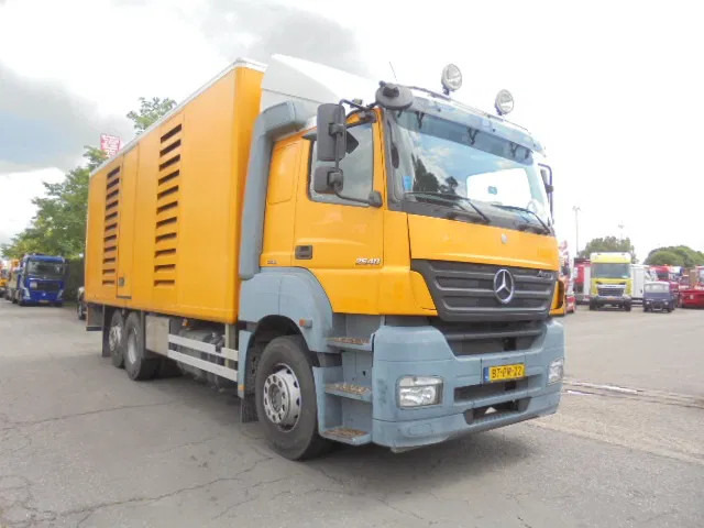 Mercedes-Benz Axor 2540 + HAMMELMAN DEUTZ - Asenizācijas mašīna: foto 3 Mercedes-Benz Axor 2540 + HAMMELMAN DEUTZ - Asenizācijas mašīna: foto 3