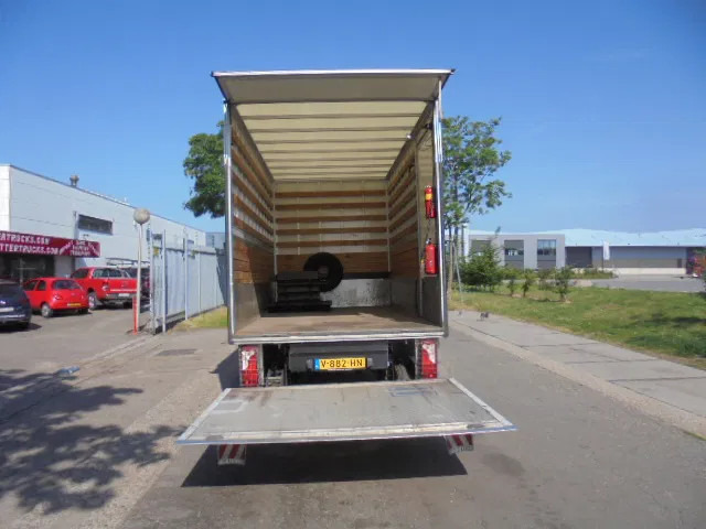 Mercedes-Benz Sprinter 316 CDI - Furgons ar slēgtā virsbūve: foto 5 Mercedes-Benz Sprinter 316 CDI - Furgons ar slēgtā virsbūve: foto 5