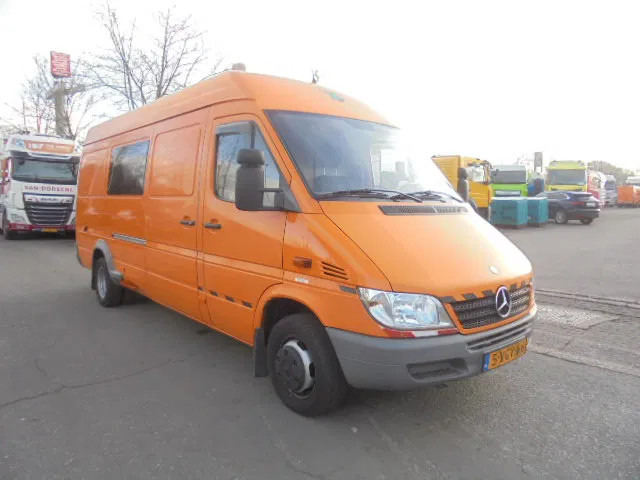 Mercedes-Benz Sprinter 413 - Asenizācijas mašīna: foto 5 Mercedes-Benz Sprinter 413 - Asenizācijas mašīna: foto 5