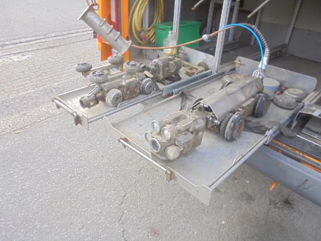 Mercedes-Benz Sprinter 413 - Asenizācijas mašīna: foto 3 Mercedes-Benz Sprinter 413 - Asenizācijas mašīna: foto 3