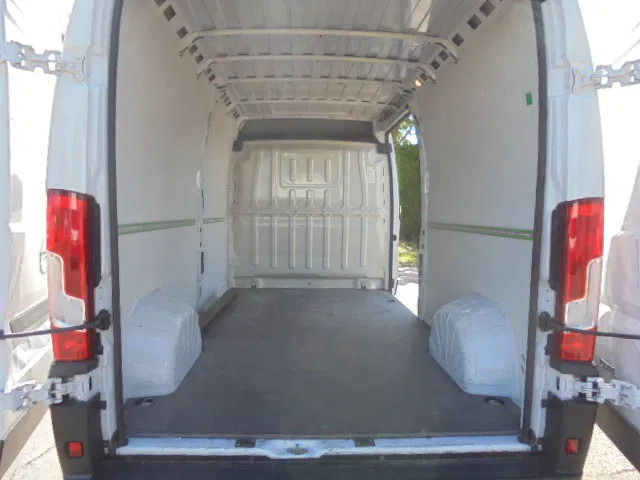 Opel Movano L3H2 2.2L BLUE HDI 140 - Kravas mikroautobuss: foto 5 Opel Movano L3H2 2.2L BLUE HDI 140 - Kravas mikroautobuss: foto 5