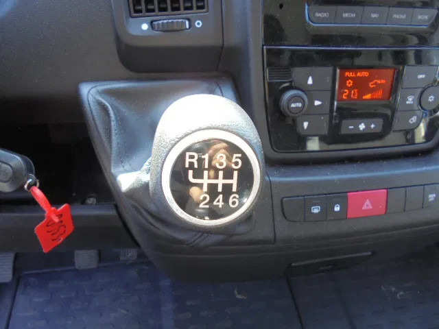 Kravas mikroautobuss Opel Movano L3H2 2.2L BLUE HDI 165: foto 11 Kravas mikroautobuss Opel Movano L3H2 2.2L BLUE HDI 165: foto 11