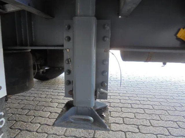 Piekabe slēgtā virsbūve Pacton MXD218: foto 15