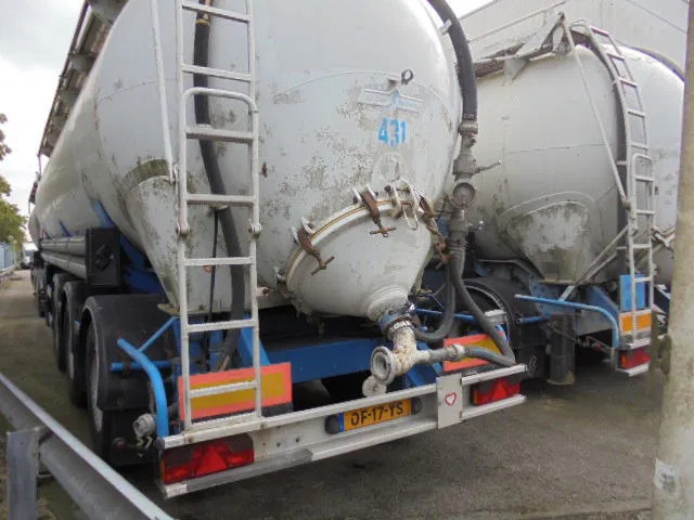 SPITZER EUROVRAC BP SK50 - Puspiekabe cisterna: foto 4 SPITZER EUROVRAC BP SK50 - Puspiekabe cisterna: foto 4