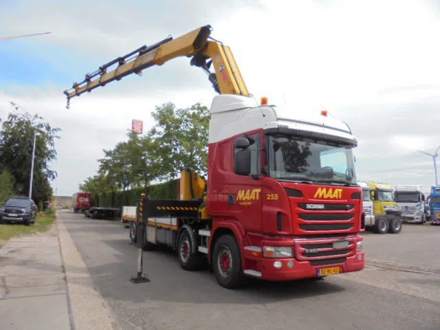 Scania 8X2 RETARDER - Kravas auto ar manipulatoru: foto 2 Scania 8X2 RETARDER - Kravas auto ar manipulatoru: foto 2