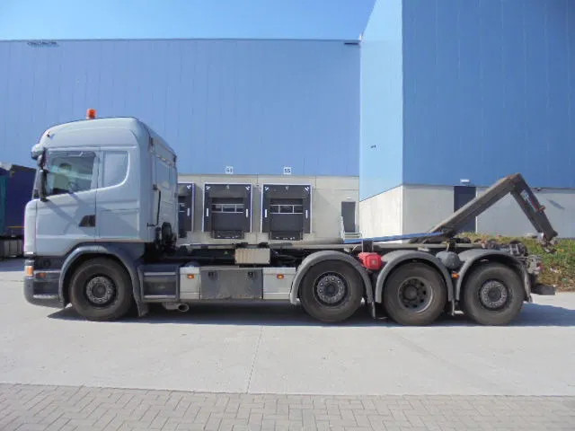 Scania G450 8X2 TRIPLE RETARDER - Pacēlājs ar āķi: foto 1 Scania G450 8X2 TRIPLE RETARDER - Pacēlājs ar āķi: foto 1