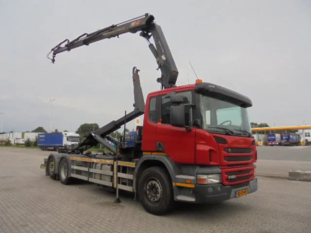 Scania P400 6X2 - Pacēlājs ar āķi, Kravas auto ar manipulatoru: foto 3 Scania P400 6X2 - Pacēlājs ar āķi, Kravas auto ar manipulatoru: foto 3