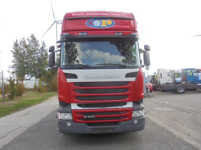Scania R400 6X2 RETARDER BDF - Kravas automašīna ar slēgto virsbūvi: foto 2 Scania R400 6X2 RETARDER BDF - Kravas automašīna ar slēgto virsbūvi: foto 2