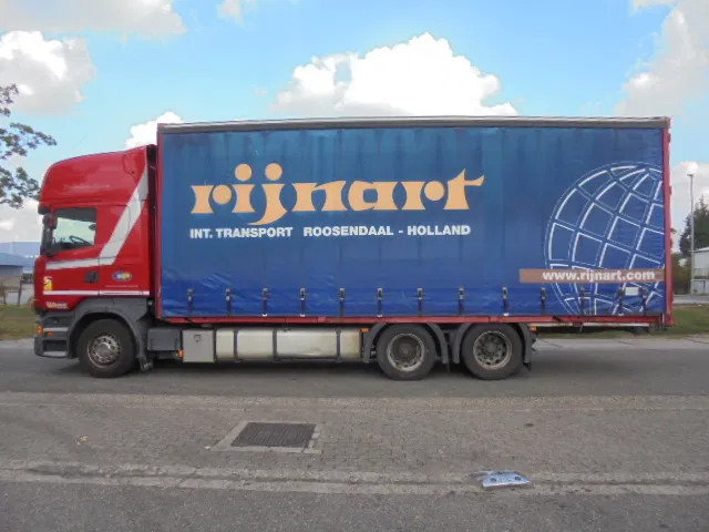 Scania R400 6X2 RETARDER BDF - Kravas automašīna ar slēgto virsbūvi: foto 5 Scania R400 6X2 RETARDER BDF - Kravas automašīna ar slēgto virsbūvi: foto 5