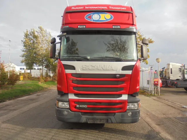 Scania R400 6X2 RETARDER - Kravas automašīna ar slēgto virsbūvi: foto 2 Scania R400 6X2 RETARDER - Kravas automašīna ar slēgto virsbūvi: foto 2