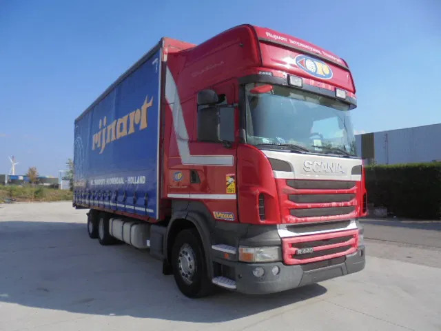 Scania R440 6X2 RETARDER BDF - Kravas automašīna ar slēgto virsbūvi: foto 3 Scania R440 6X2 RETARDER BDF - Kravas automašīna ar slēgto virsbūvi: foto 3