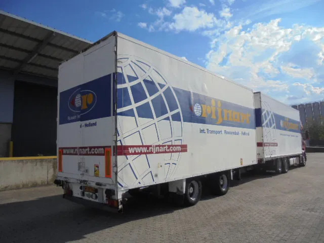 Scania R440 6X2 VOLUME COMBI + RETARDER - Kravas automašīna ar slēgto virsbūvi: foto 4 Scania R440 6X2 VOLUME COMBI + RETARDER - Kravas automašīna ar slēgto virsbūvi: foto 4