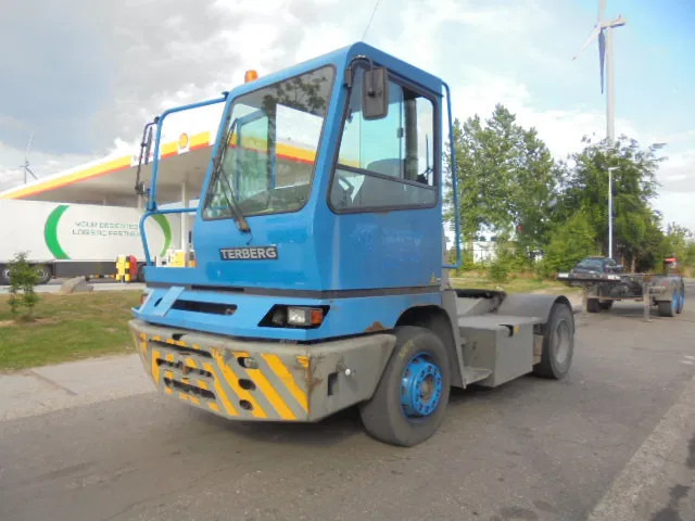 Terberg YT 182 + REGISTRATION - Termināļa traktors: foto 1 Terberg YT 182 + REGISTRATION - Termināļa traktors: foto 1
