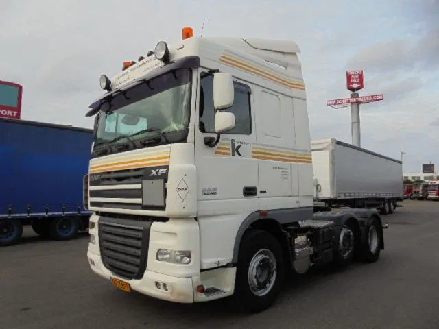 DAF XF 105.460 FTG105 460 6X2 - Vilcējs: foto 1 DAF XF 105.460 FTG105 460 6X2 - Vilcējs: foto 1