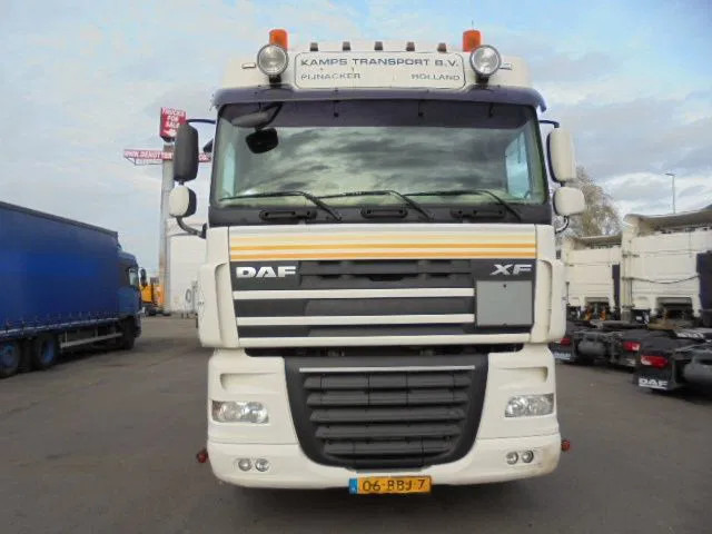 DAF XF 105.460 FTG105 460 6X2 - Vilcējs: foto 2 DAF XF 105.460 FTG105 460 6X2 - Vilcējs: foto 2