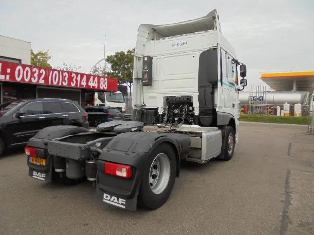 DAF XF 440 EURO 6 - Vilcējs: foto 4 DAF XF 440 EURO 6 - Vilcējs: foto 4