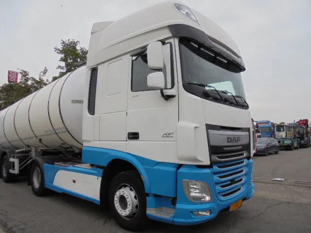 DAF XF 440 SUPER SPACE CAB NL TRUCK - Vilcējs: foto 2 DAF XF 440 SUPER SPACE CAB NL TRUCK - Vilcējs: foto 2