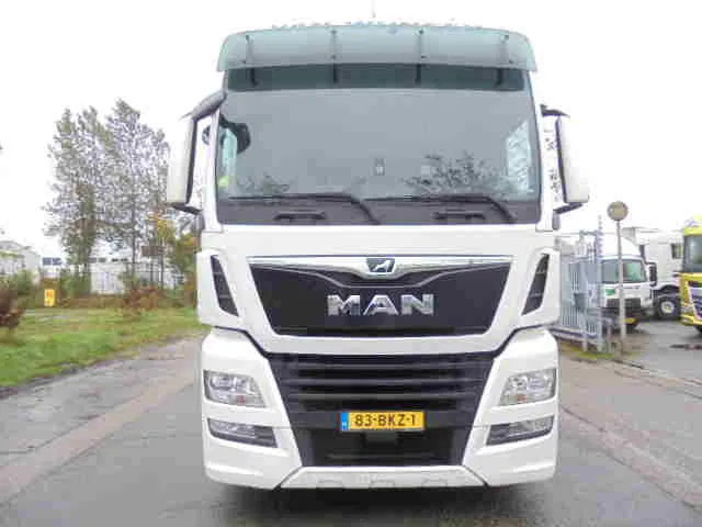 MAN TGX 18.500 18-500 XXL LLS-U SMART TACHO NL TRUCK - Vilcējs: foto 2 MAN TGX 18.500 18-500 XXL LLS-U SMART TACHO NL TRUCK - Vilcējs: foto 2