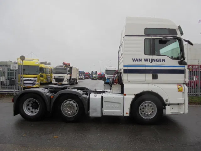 MAN TGX 26.500 XXL 6X2 NEW TYPE TACHO -SMART TACHO - Vilcējs: foto 4 MAN TGX 26.500 XXL 6X2 NEW TYPE TACHO -SMART TACHO - Vilcējs: foto 4