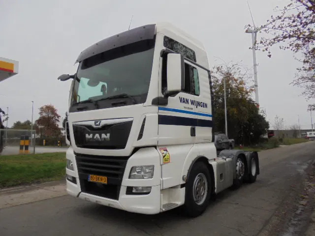 MAN TGX 26.500 XXL 6X2 NIEUW TYPE TACHOGRAAF - Vilcējs: foto 1 MAN TGX 26.500 XXL 6X2 NIEUW TYPE TACHOGRAAF - Vilcējs: foto 1