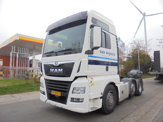 MAN TGX 26.500 XXL 6X2 SMART TACHO - Vilcējs: foto 1 MAN TGX 26.500 XXL 6X2 SMART TACHO - Vilcējs: foto 1