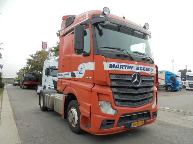 Mercedes-Benz Actros 1840 EURO 6 - Vilcējs: foto 3 Mercedes-Benz Actros 1840 EURO 6 - Vilcējs: foto 3