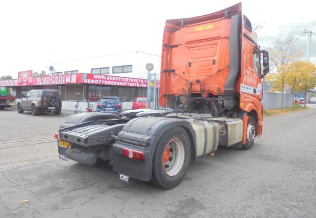 Mercedes-Benz Actros 1842 APK 06-2026 - Vilcējs: foto 5 Mercedes-Benz Actros 1842 APK 06-2026 - Vilcējs: foto 5