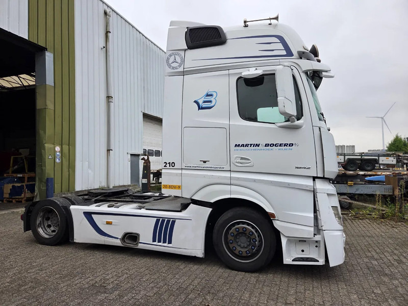 Mercedes-Benz Actros 1842 LS CABINE SCHADE NL TRUCK - Vilcējs: foto 3 Mercedes-Benz Actros 1842 LS CABINE SCHADE NL TRUCK - Vilcējs: foto 3