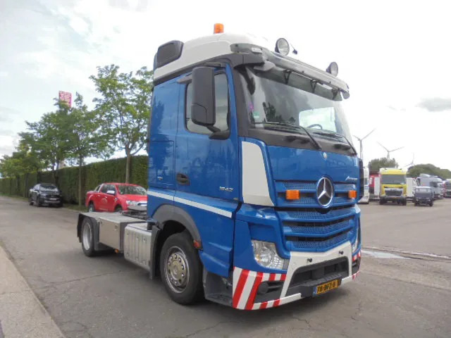 Mercedes-Benz Actros 1842 LS NL TRUCK - Vilcējs: foto 3 Mercedes-Benz Actros 1842 LS NL TRUCK - Vilcējs: foto 3