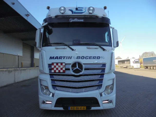 Mercedes-Benz Actros 1842 LS NL TRUCK - Vilcējs: foto 2 Mercedes-Benz Actros 1842 LS NL TRUCK - Vilcējs: foto 2