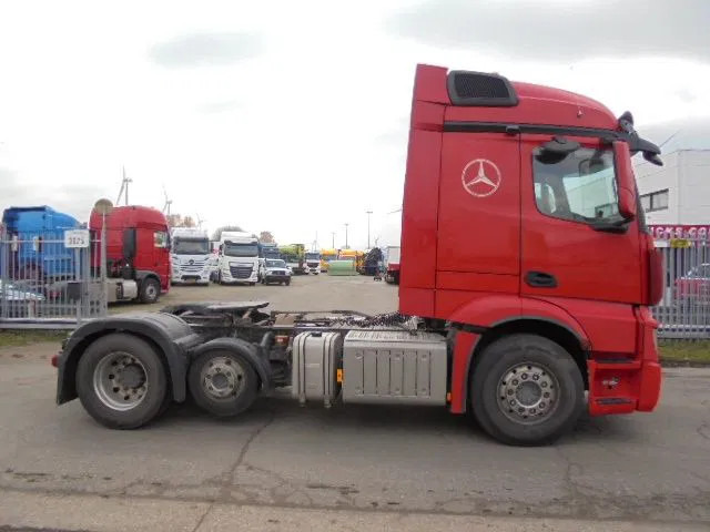 Mercedes-Benz Actros 2543 6X2 + HYDRAULIC - Vilcējs: foto 4 Mercedes-Benz Actros 2543 6X2 + HYDRAULIC - Vilcējs: foto 4