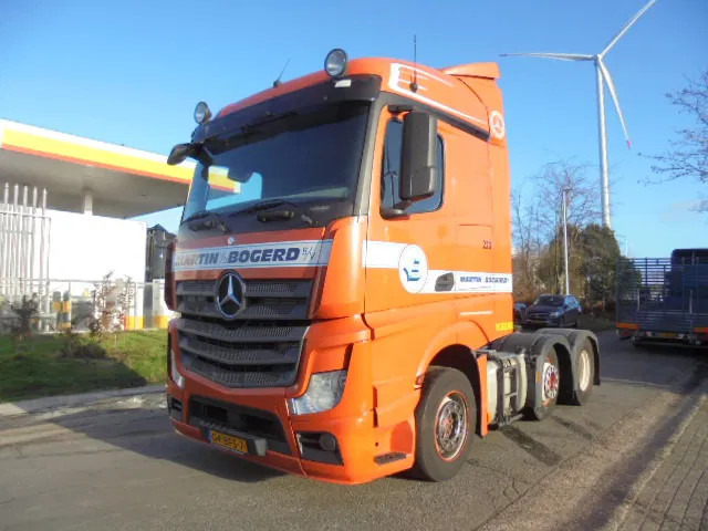 Mercedes-Benz Actros 2645 EUR6 6X2 - Vilcējs: foto 1 Mercedes-Benz Actros 2645 EUR6 6X2 - Vilcējs: foto 1