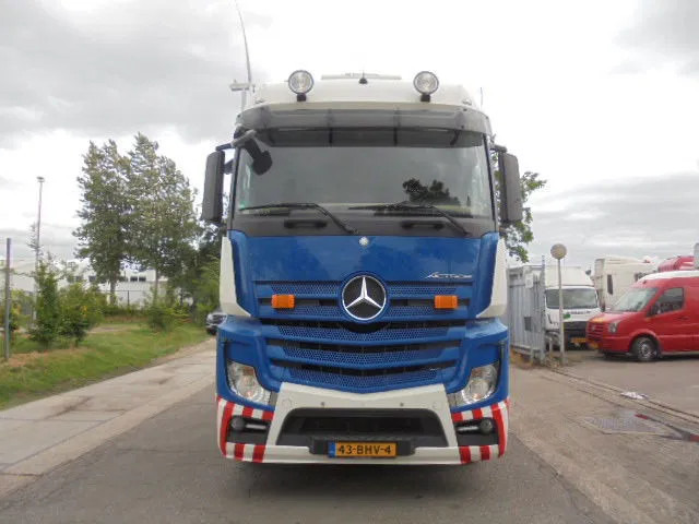 Mercedes-Benz Actros 4158 8X4 180 TON NL KENTEKEN - Vilcējs: foto 2 Mercedes-Benz Actros 4158 8X4 180 TON NL KENTEKEN - Vilcējs: foto 2