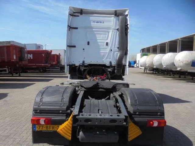 Mercedes-Benz Actros ACTROS 1842 - Vilcējs: foto 4 Mercedes-Benz Actros ACTROS 1842 - Vilcējs: foto 4