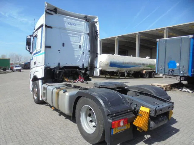 Mercedes-Benz Actros ACTROS 1842 - Vilcējs: foto 5 Mercedes-Benz Actros ACTROS 1842 - Vilcējs: foto 5