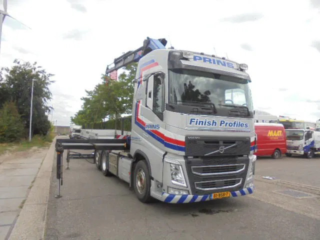 Volvo FH 420 6X2 NL TRUCK - Vilcējs: foto 4 Volvo FH 420 6X2 NL TRUCK - Vilcējs: foto 4