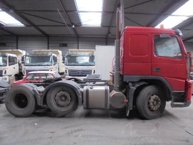 Volvo FM 380 ENGINE NOT OK ONLY PARTS - Vilcējs: foto 4 Volvo FM 380 ENGINE NOT OK ONLY PARTS - Vilcējs: foto 4