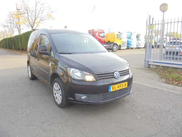 Volkswagen Caddy TD1 BLUEMOTION - Mazs furgons: foto 3 Volkswagen Caddy TD1 BLUEMOTION - Mazs furgons: foto 3