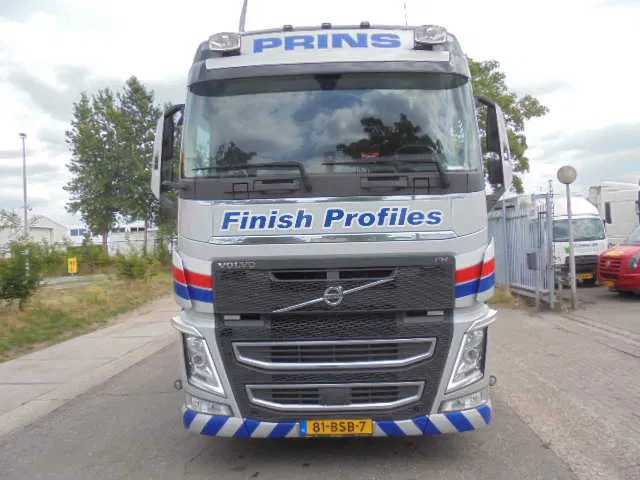 Volvo FH 420 6X2 NL TRUCK - Kravas auto ar manipulatoru: foto 3 Volvo FH 420 6X2 NL TRUCK - Kravas auto ar manipulatoru: foto 3