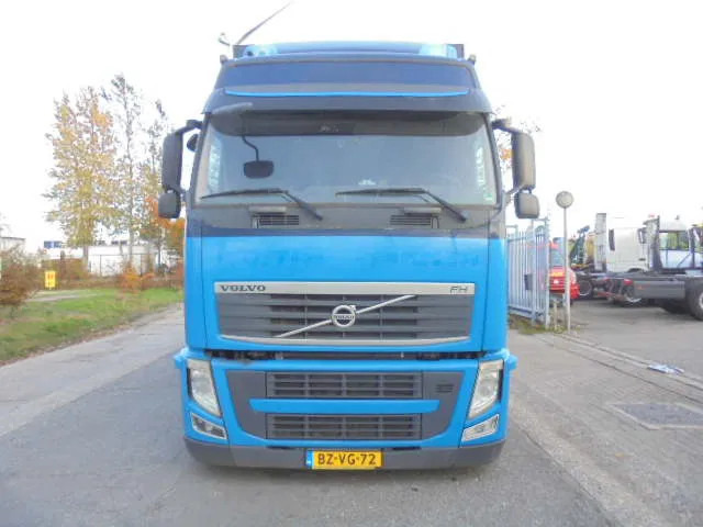Volvo FH 420 6X2 NL TRUCK - Kravas automašīna ar tentu: foto 2 Volvo FH 420 6X2 NL TRUCK - Kravas automašīna ar tentu: foto 2